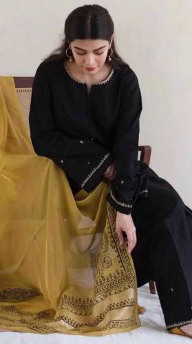 *Zarpash | 3PC 90/70 Airjet Lawn with voil duppata*