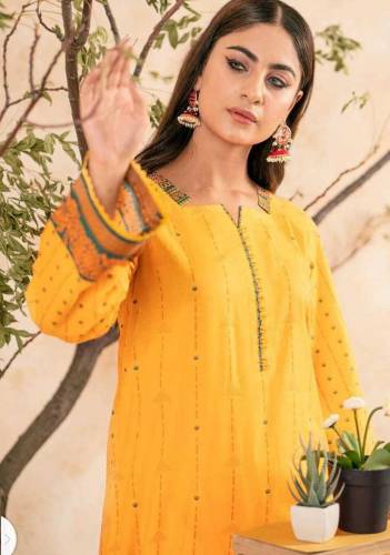 Safwa Women Lawn Printed Unstitched Suit 