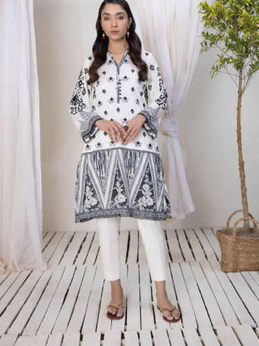 Girls dress All Over Pakistan delivery ?