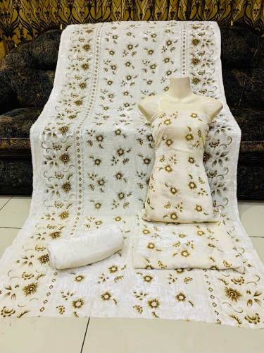 *بِسْمِ ٱللَّٰهِ ٱلرَّحْمَٰنِ ٱلرَّحِيمِNew  light shade Palachi dresses collection ??