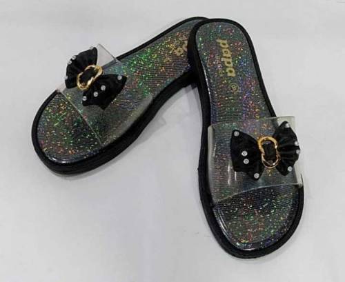 Girls branded water proof shoes ✨✨