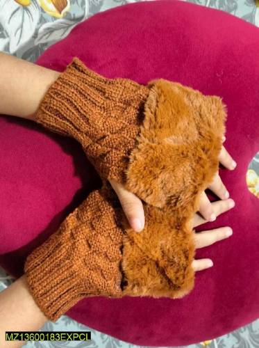 Fur Gloves ?