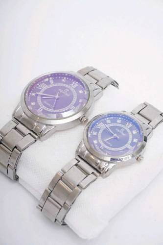 couple watch-03