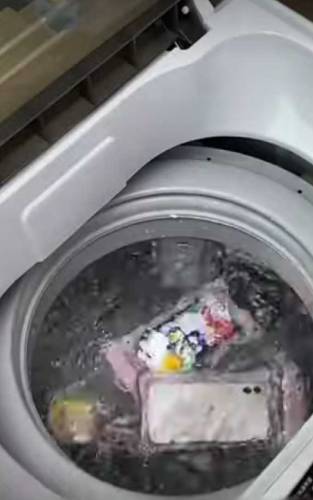 100% Water Proof Phone Cover | Touchable | also use for money