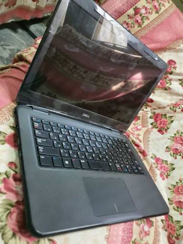 Hp 2000 Laptop amd 3rd gen 4gb/320gb
