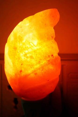 Name: Salt Lamp Small-01Material: ABSPower Source: ElectricWatt: Max 7