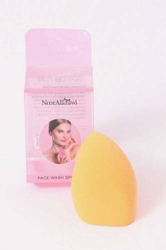 Powder Puff-02Material: SpongeColor: Random.