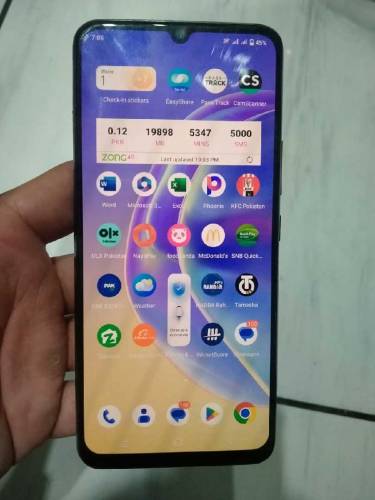 VIVO V21e, 8/128 GB, Genuine Panel.