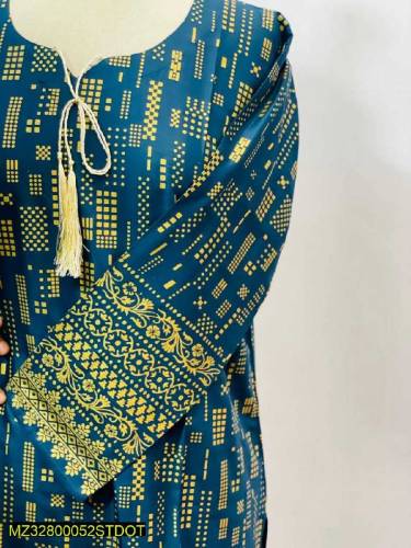 woman 2 pics stitched suit 