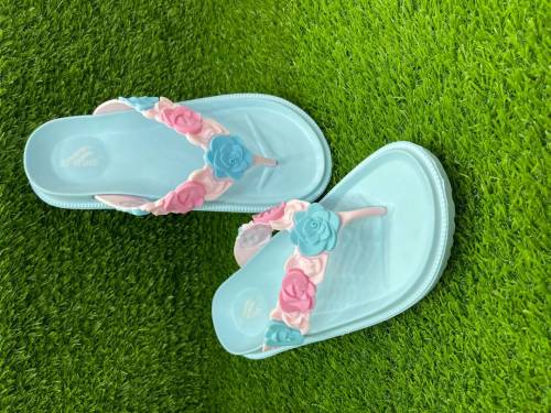 Women’s Waterproof Slippers 