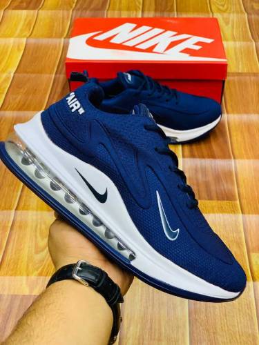 4500 wala jogger shoes sirf 1800 ma /cash on delivery 