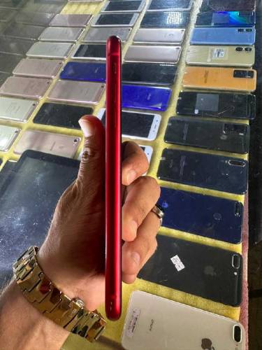 iphone11 red color full ok set golden chance buy now