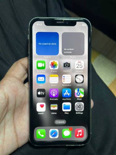 iphone11 red color full ok set golden chance buy now