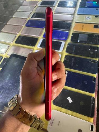 iphone11 red color full ok set golden chance buy now
