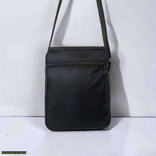 •  Material: Imported Canvas•  Compartments: 3•  Closure Type: Zipper•