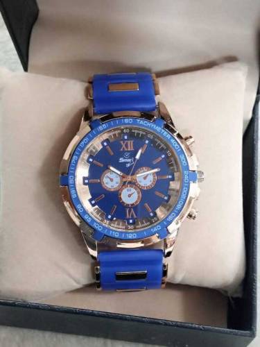 Rubber Strap Analog Watch For Men – Without Box