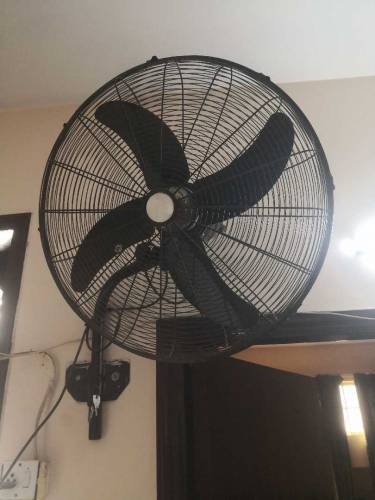Bracket Fan