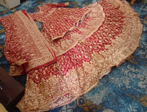 Bridal Suit Urgent sale for need money...Whatspp number 03162326646