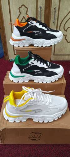new fashion China comfortable Juggar shoes available for men 