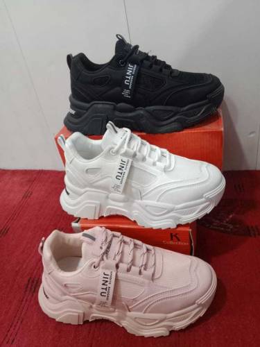 new fashion China comfortable Juggar shoes available for men 
