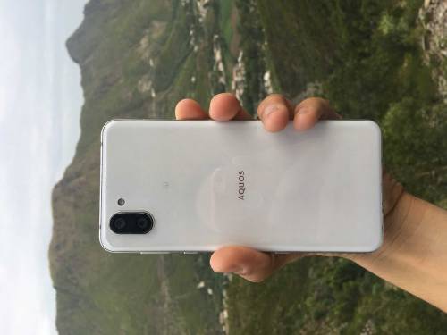 SHARP AQUOS R3 NON PTA 10/10 TOUCH ISSUE MENTIONED IN LAST PICTURE 
