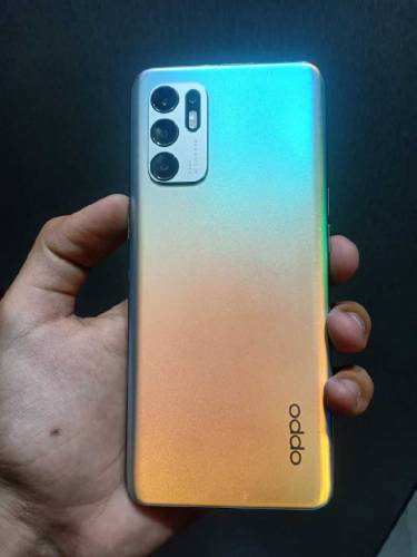 Oppo Reno 6 