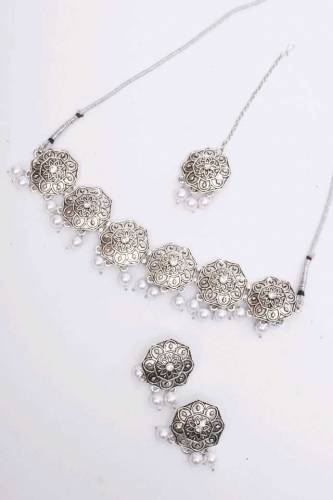 Name: Fashion Set 03Brand: LayanColor: SilverMaterial: MetalDetails: W