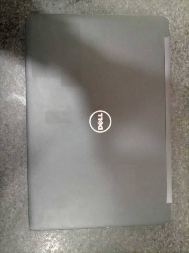 Dell 7280 Core i5 6th generation 8gb/256gb