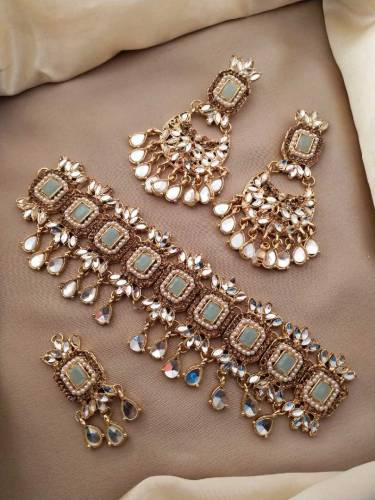 choker sets