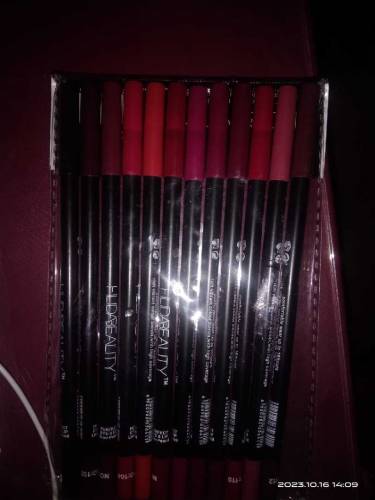 Lip and eye pencils pack of 12 