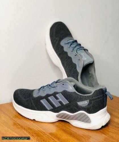 Premium quality sneakers for men's 