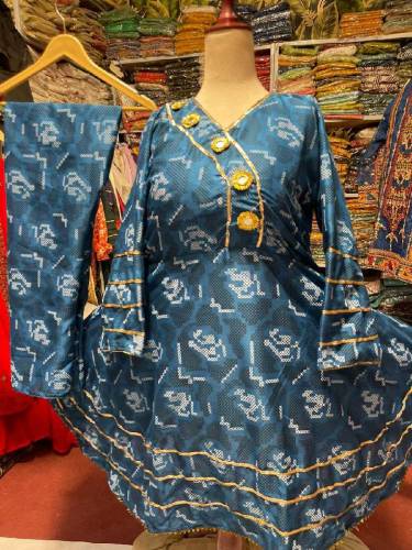 2 pic sticth drss flower farak 