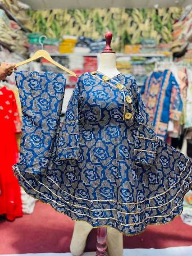 2 pic sticth drss flower farak 