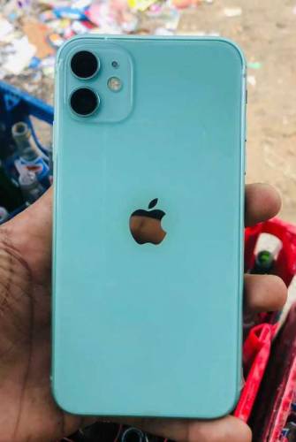 I PHONE 11