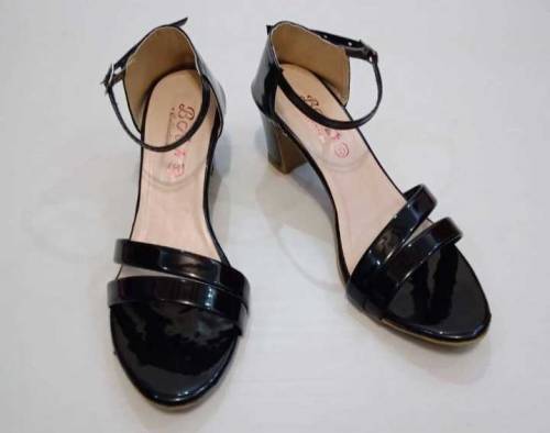 women's wedge heel
