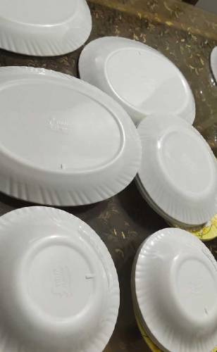 dinner set for 13persons