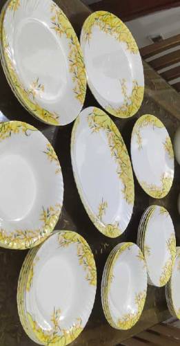 dinner set for 13persons