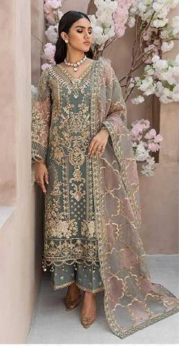 *Imrozia  luxury Shafoon Wedding collection**and different brands avai