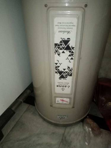 Intant electric geezer 50 gallon