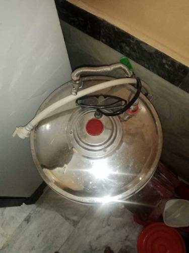 Intant electric geezer 50 gallon