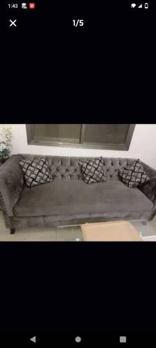 7 seater sofa whit table 