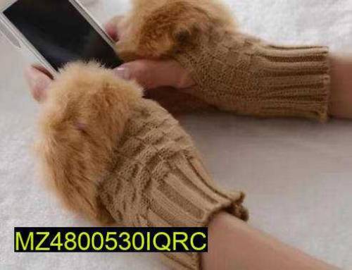 woolen fingerless fur gloves