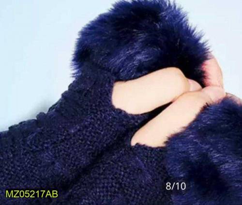 woolen fingerless fur gloves