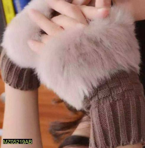 woolen fingerless fur gloves