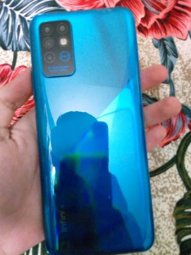 Infinix Note 8 