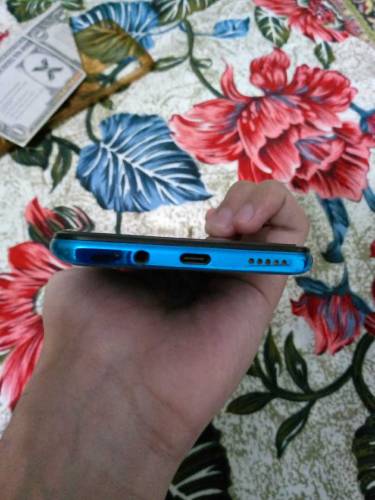 Infinix Note 8 