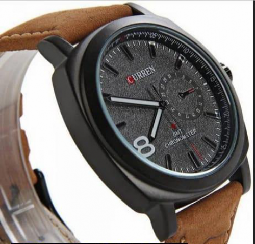 •  Material: Leather