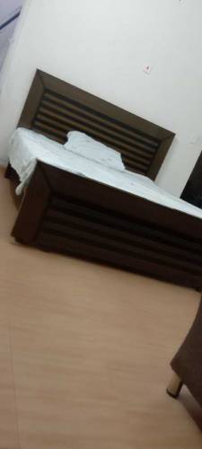 King size double bed 