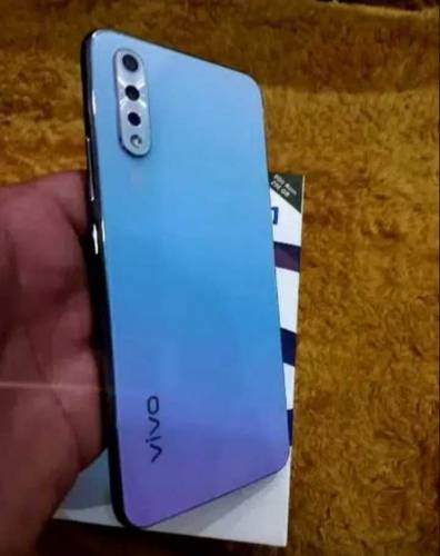 vivo S1