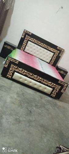 King size double bed 